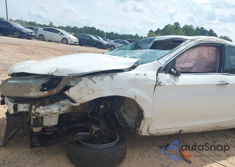 2014 Honda Accord Ex-L V-6 z USA, uszkodzony, nr VIN 1HGCR3F89EA038380